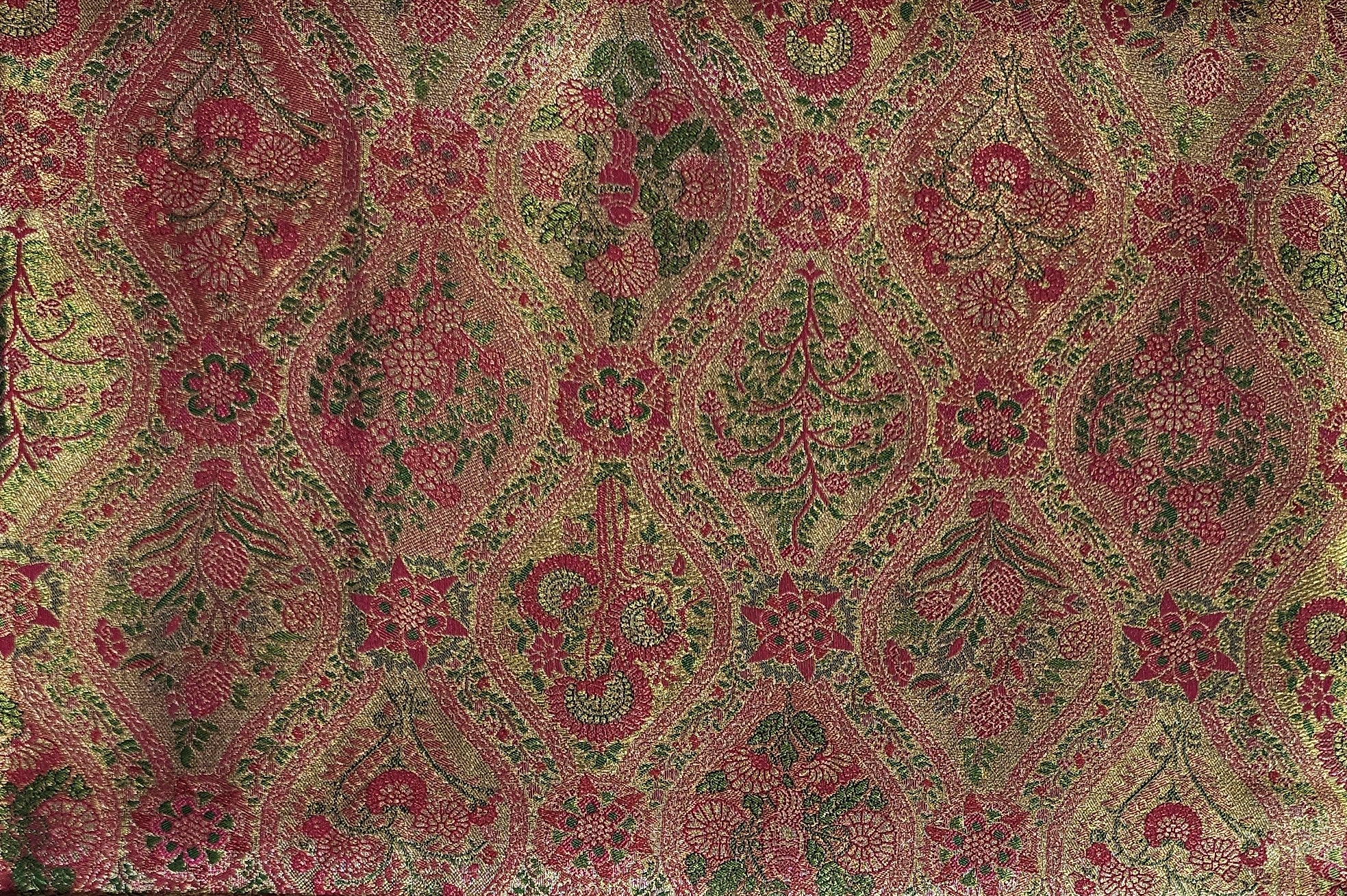 Silk Figure Gala Saree with Zari Border