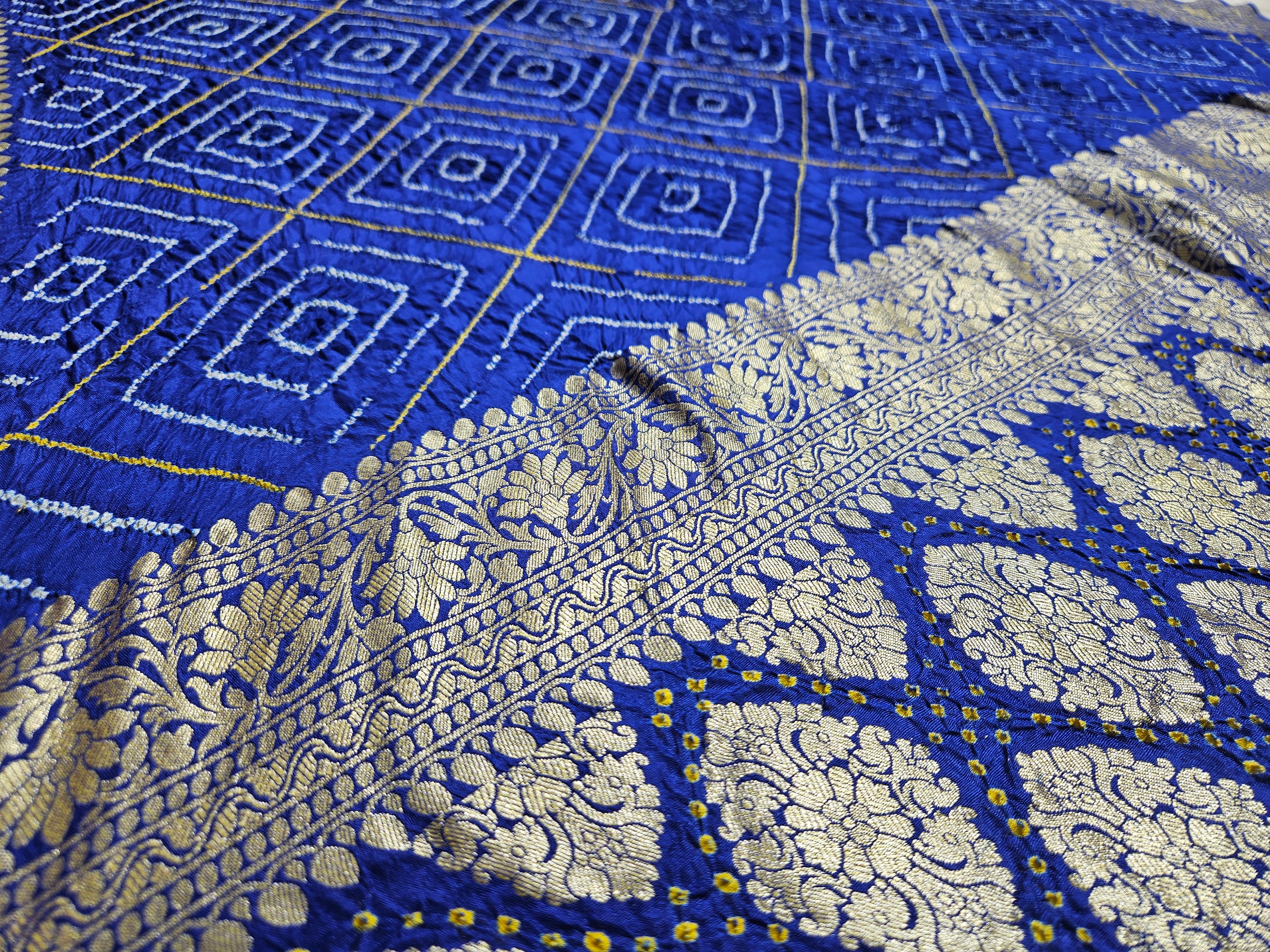 Kadwa Handloom Raidana Royal Blue Bandhej Saree