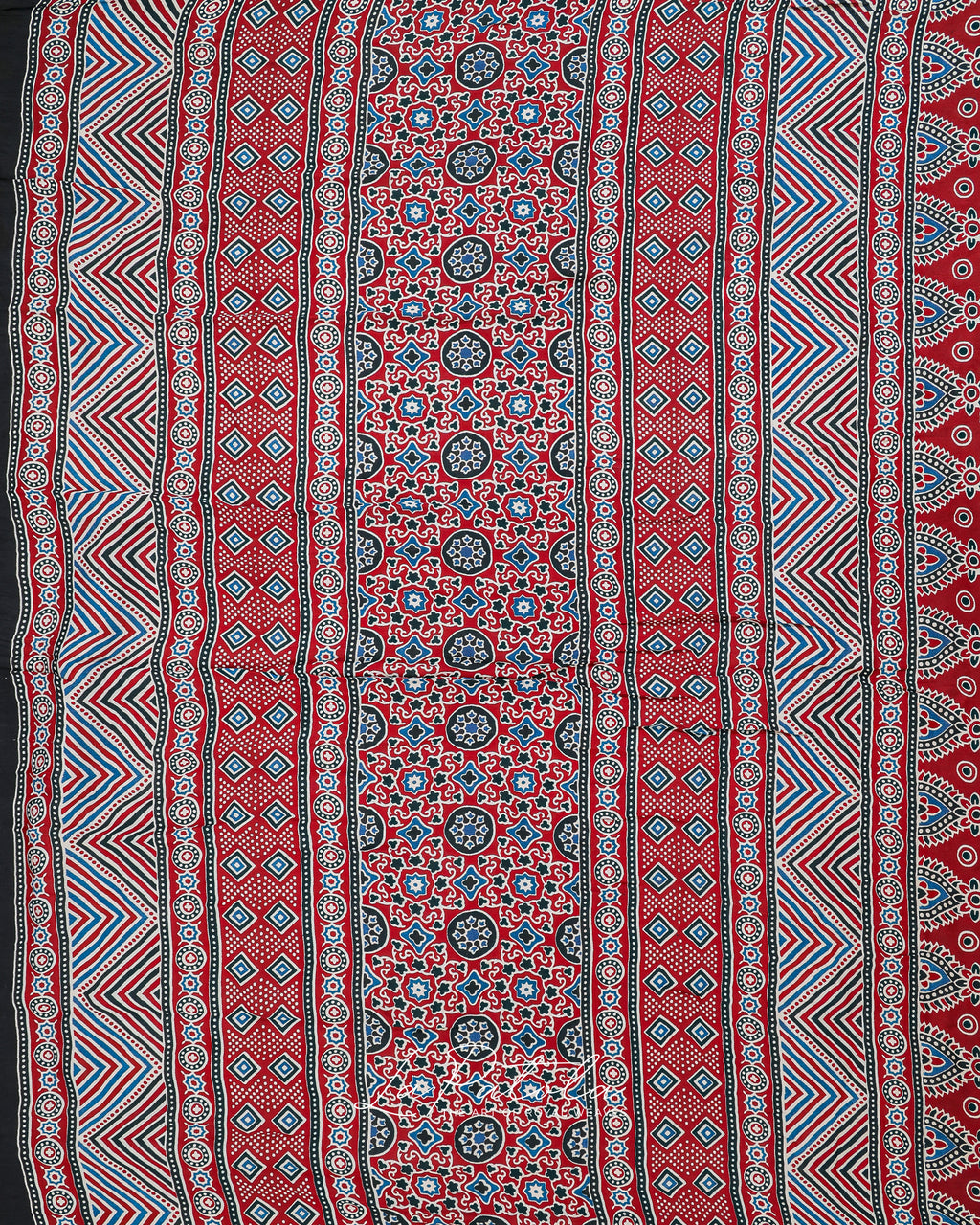 Violet Scattered Buti Bandhej Saree