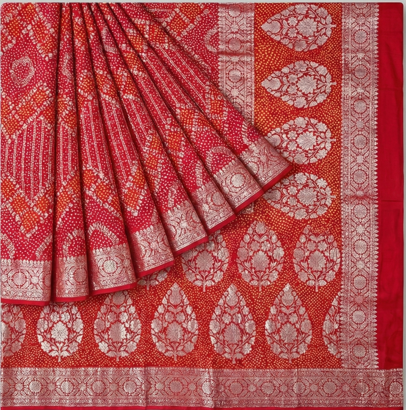 Banarasi Rai Dana Bandhej Red Saree