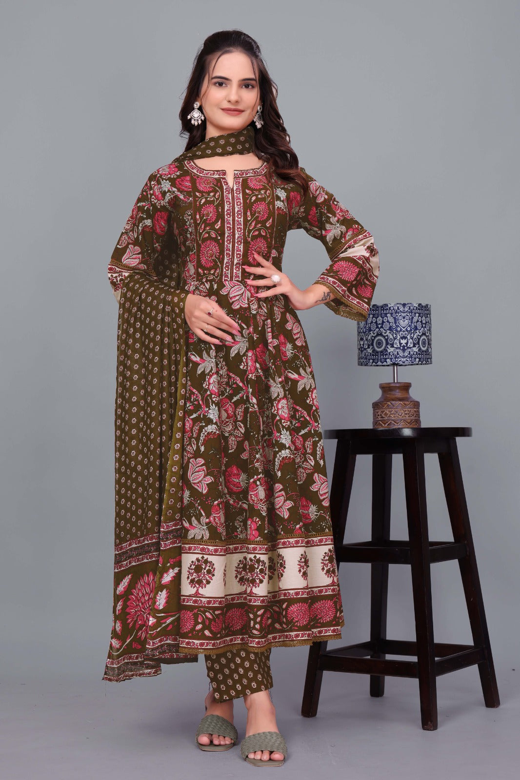 Jaipuri Cotton Block Print 3-Piece Suit Set – Moti Work Neck
