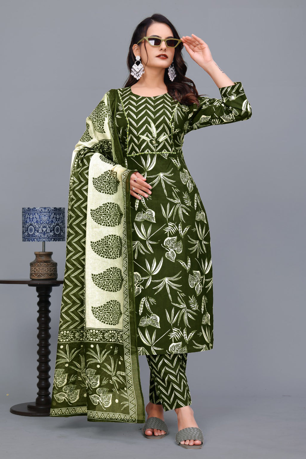 Dark Green Poplin Zari Embroidered Neck Work 3-Piece Kurta Set with Dupatta