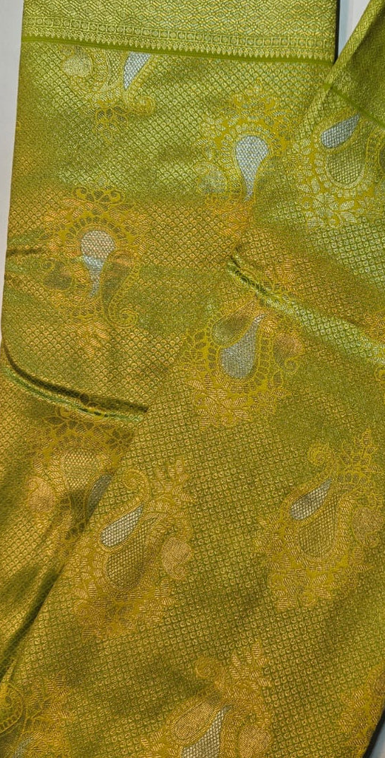 Semi Silk Saree with All-Over Buti Design